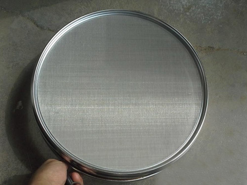不锈钢网制作而成的过滤筛